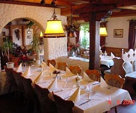 ホテル Restaurant Schrotmuehle 3*